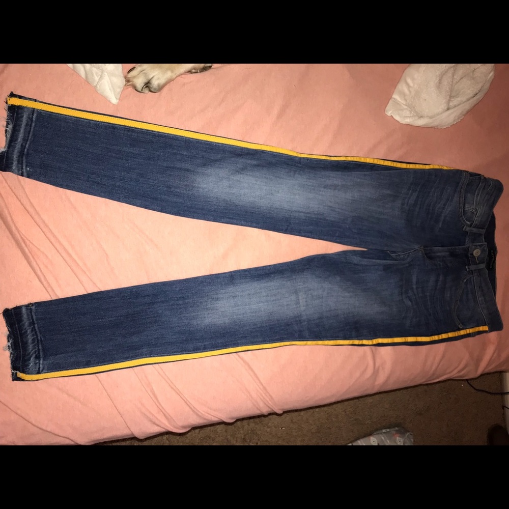 Jeans with yellow stripe down the side